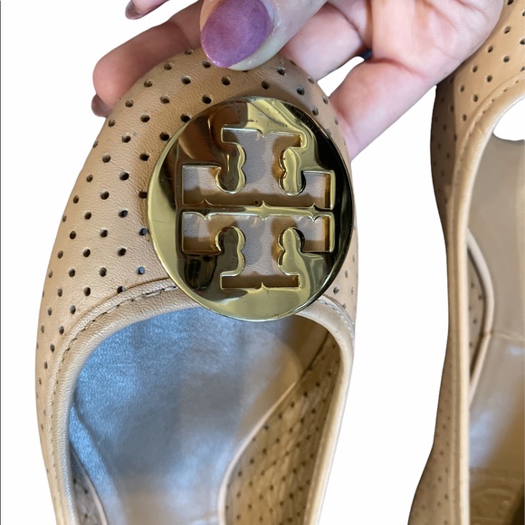 Tory Burch Round toe flats with gold emblem on toe. - Picture 6 of 6